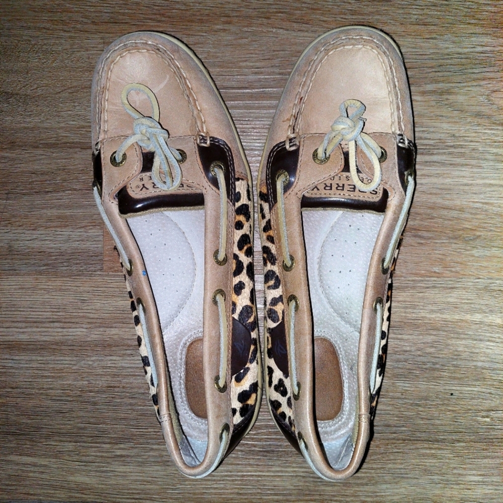COPY - Cheetah print Sperrys